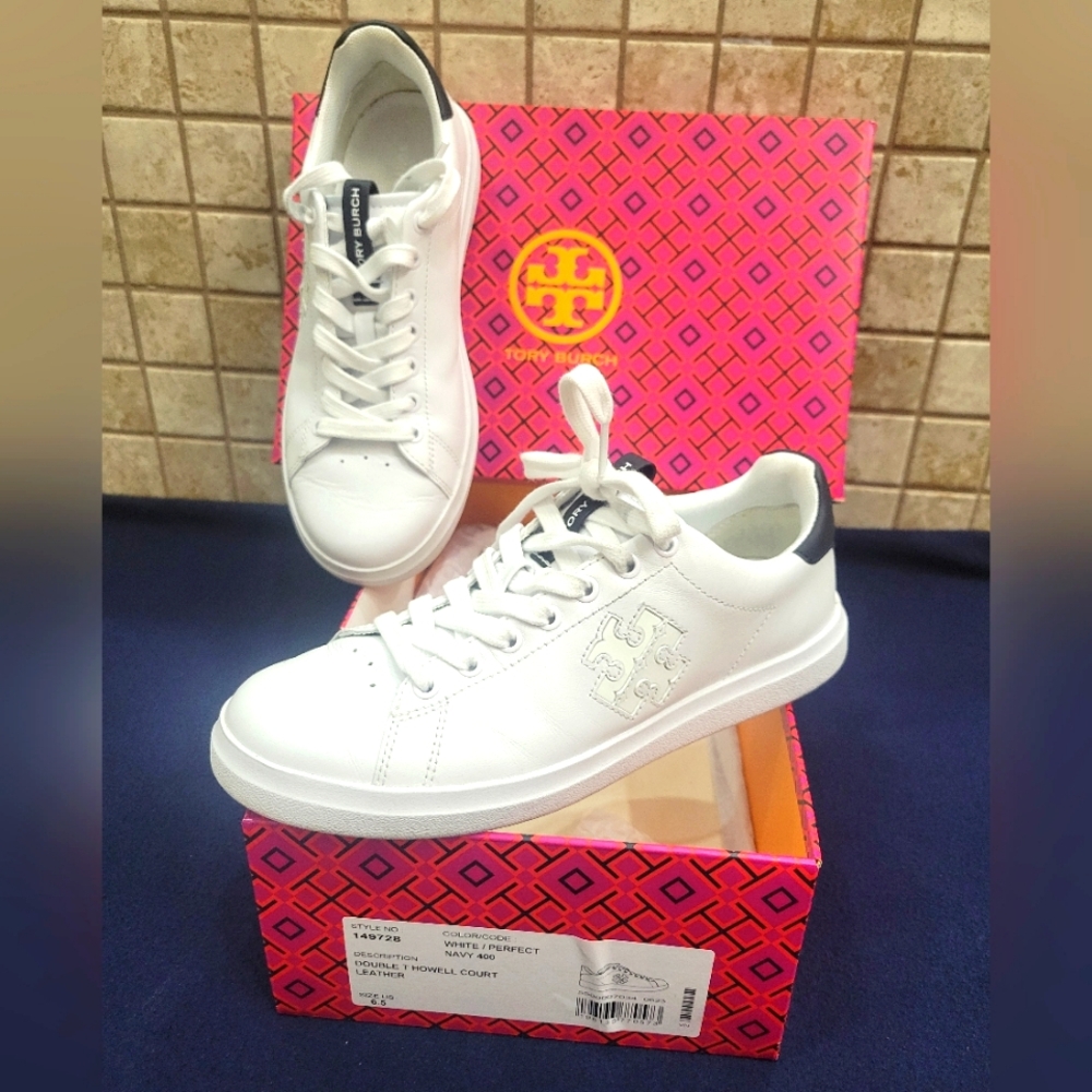 Tory Burch Sneakers